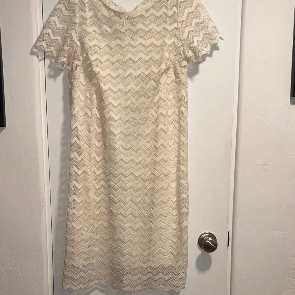 LOFT Cream Chevron Lace Midi Dress with Flutter Sleeves, Sz 6